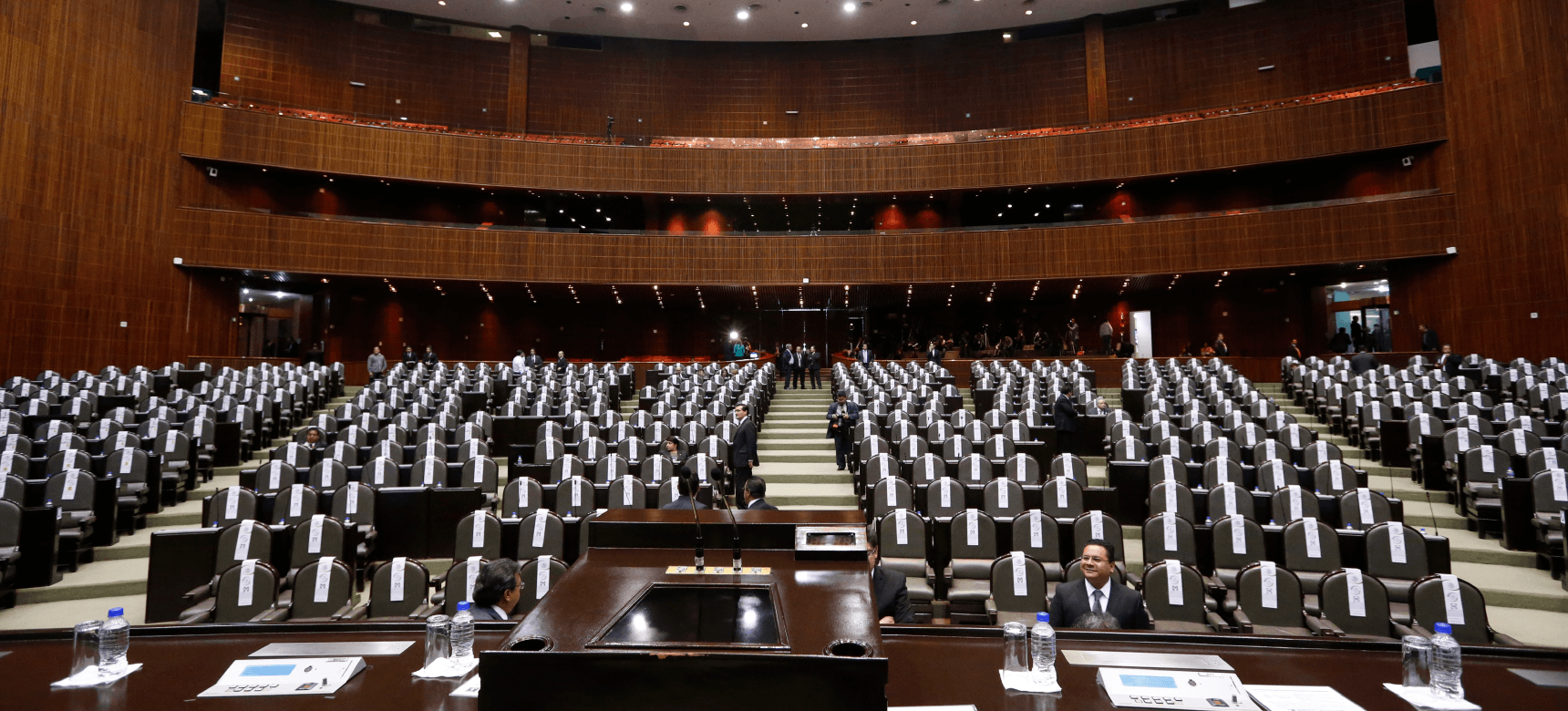 Vista panorámica de la galería pública en el Palacio Legislativo